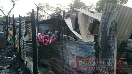 Incendio arrasó varias viviendas en barrio de invasión en Yopal
