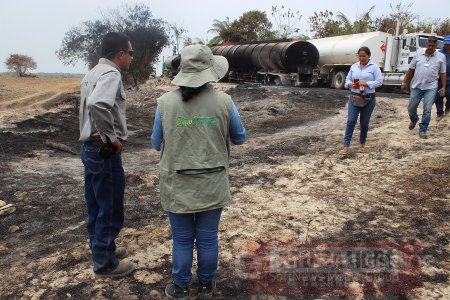 Alto costo ambiental por derrame de crudo y quema de carrotanques en Paz de Ariporo 