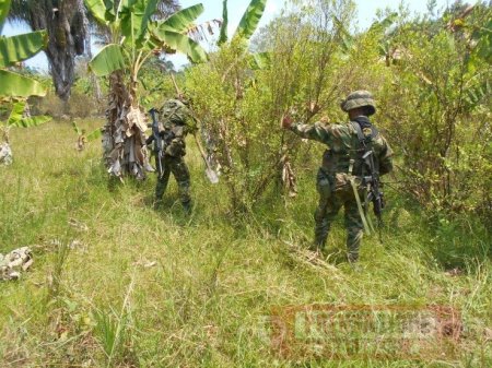 Operativo del Grupo Aéreo del Casanare y Ejército Nacional contra el narcotráfico en Arauca