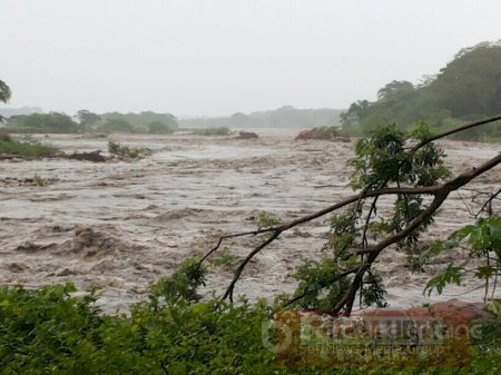 Gestión del riesgo sugiere a habitantes ribereños del río Cravo Sur estar alerta ante eventuales crecientes
