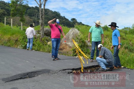Concejales de Monterrey advierten fallas en obras de pavimentación de la vía El Porvenir &#8211; Sabanalarga 