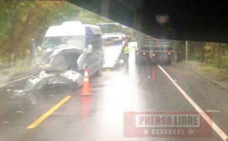 Seis personas lesionadas en accidente de tránsito de vehículo de servicio público al sur de Casanare
