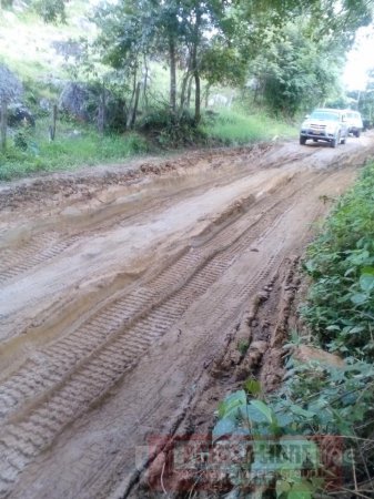 Gobernación de Casanare asumió compromisos en el mantenimiento de la vía El Morro - Labranzagrande