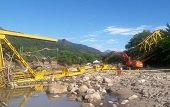 Tres semanas tardará demolición del puente colapsado sobre el río Charte  