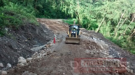 Habilitada provisionalmente vía de acceso a Támara luego de derrumbe