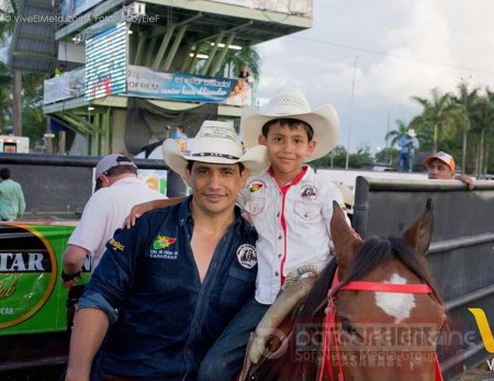 Gobernador Alirio  Barrera  logró  el segundo  puesto en  el  Mundial  de  Coleo  en   Villavicencio