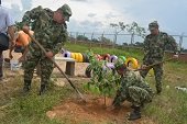 Parques infantiles ecológicos construyen Ejército y Comfacasanare en Yopal