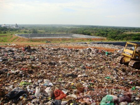 Desacato contra Gobernador de Casanare y varios Alcaldes por no presentar alternativas para disposición de basuras