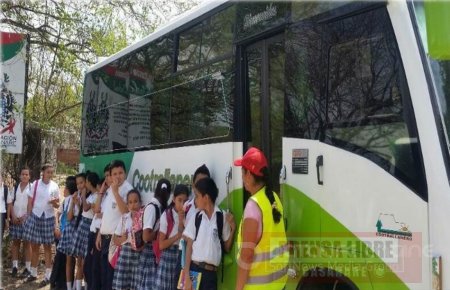 Inicia calendario escolar 2017 en municipios de Casanare. Aún no le pagan a transportadores servicio del año anterior