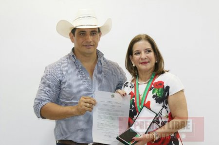 Con la orden civil al mérito Ramón Nonato Pérez fueron condecoradas autoridades judiciales 