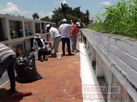 Ceiba EICE realizó jornada de embellecimiento en el Parque Cementerio de Yopal