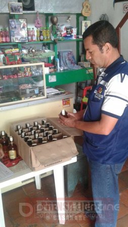 59 botellas de licor paisa fueron incautadas en Támara