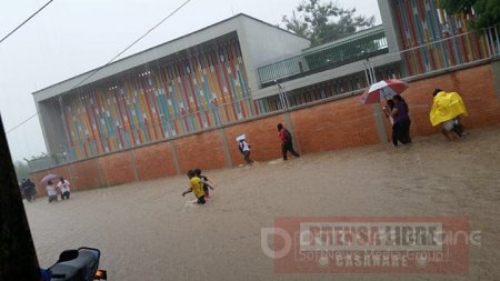 Fallida audiencia de Acción Popular por inundaciones en Megacolegio de la comuna V de Yopal 