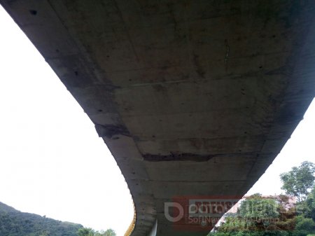 Cierre total e indefinido en el viaducto La Orquídea de la vía del Cusiana 