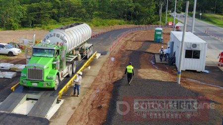 Covioriente instala nuevas básculas para pesaje de vehículos de carga en el corredor vial Yopal - Aguazul