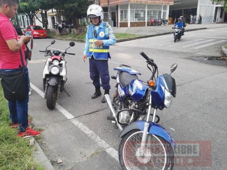 Ladrones de moto ocasionaron accidente de tránsito