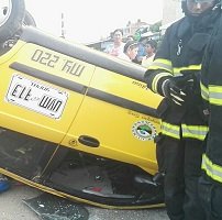 Aparatoso accidente de taxi en sector céntrico de Yopal