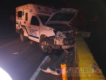 Accidente de ambulancia en Monterrey dejó una víctima fatal y tres personas heridas