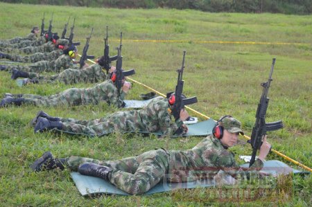 35 mujeres militares se reentrenaron en Yopal