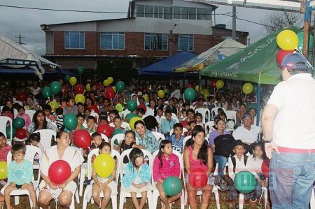 Campaña de Luís Eduardo Castro celebró con más de 1600 niños y niñas en la comuna seis