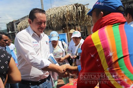 Comerciantes y transeúntes de Yopal reciben con optimismo la propuesta de Arcenio Sandoval