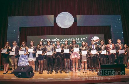 Estudiantes e Instituciones de Casanare participaron en la Noche de los Mejores de Mineducación