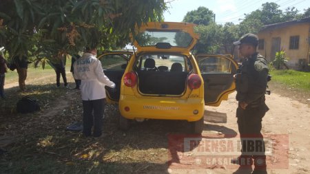 Taxi abandonado en Hato Corozal generó temor por posible carga explosiva