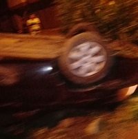Automóvil se volcó en vía urbana de Yopal