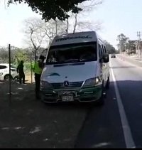 Parqueadero invadió predio donde la Policía realiza puestos de control en la vía Yopal - Aguazul