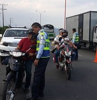 En Yopal operativos de sensibilización a motociclistas sobre acatamiento de las normas de tránsito