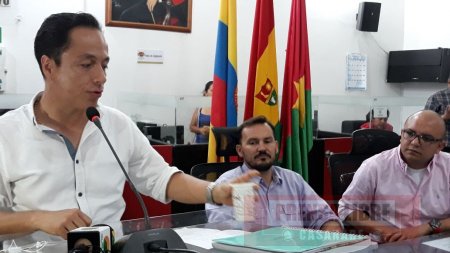 Otro revés del Alcalde Leonardo Puentes en el Concejo. Le devolvieron proyecto de administración de negocios de Ceiba