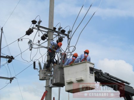 Mantenimiento a redes de energía eléctrica este martes en sectores rurales de Yopal y Aguazul