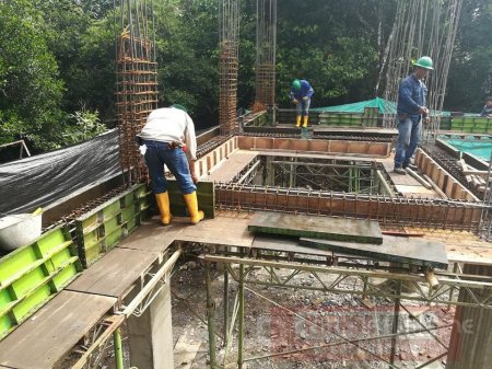 Construcción del nuevo templo católico de El Morro es apoyada por compañías que operan en el sector