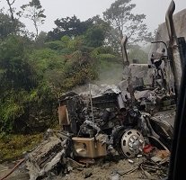 Incinerada tractomula en la carretera del Cusiana por individuos que dijeron ser del ELN