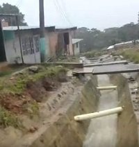 Obra inconclusa de aguas lluvias en Támara afecta varias viviendas