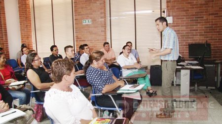 Comunales de Aguazul fortalecen sus conocimientos en construcción de planes de desarrollo comunitario
