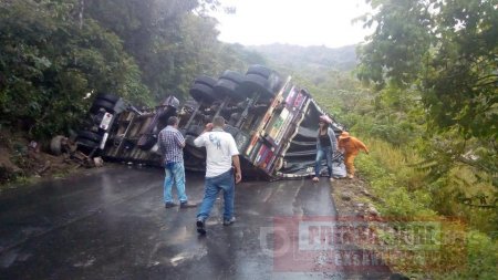 Accidente en la vía  Sogamoso - Aguazul causó cierre del tránsito