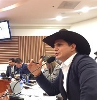 Representante Ortiz Zorro realizó debate sobre titulación y adjudicación de tierras en Casanare