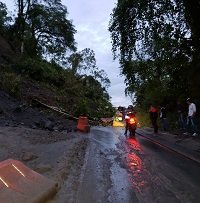 Derrumbe bloquea la vía del Cusiana en jurisdicción de Pajarito