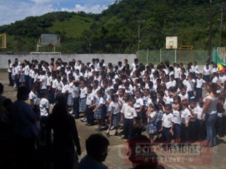 Niños querían envenenar a Profesora de Colegio de Aguazul
