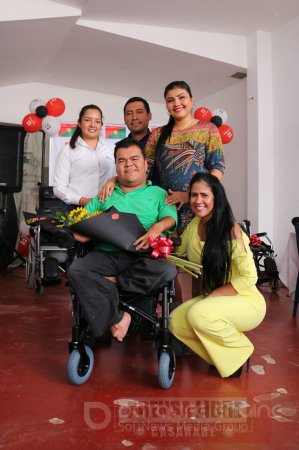 Primera Dama gestionó 232 sillas de ruedas para personas con discapacidad en Casanare