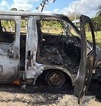 Delincuentes incineraron vehículo escolar en Hato Corozal