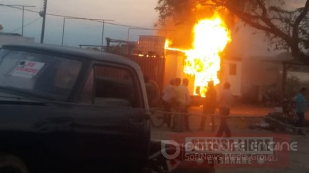 Incendio en parqueadero en la vía a Morichal