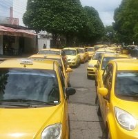 Taxistas de Yopal dicen que los autorizaron a circular sin tarjeta de operación 