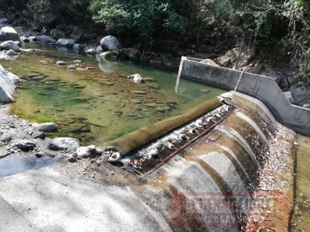 Agoniza la quebrada La Tablona fuente abastecedora del acueducto de Yopal