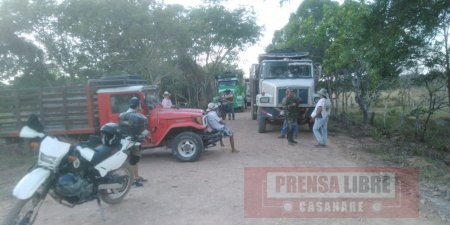 Comunidades bloquean vía hacia Orocué en la vereda El Cacho