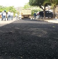 Avanza mantenimiento de carpeta asfáltica en el centro de Yopal