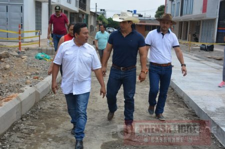 En 25 barrios de Yopal avanzan obras de la Gobernación de pavimentación de vías dispersas